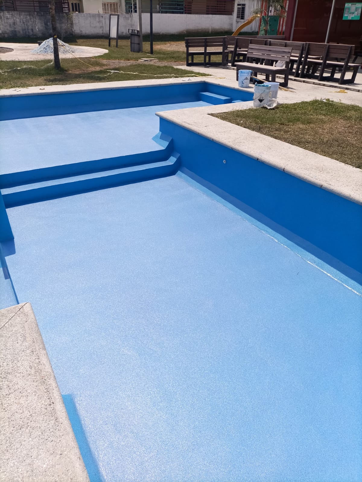 KIT TODO INCLUIDO ARENA DE CUARZO 5M2 COLOR AZUL ULTRAMAR