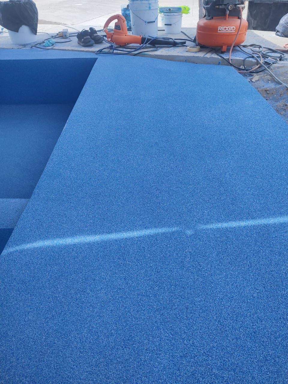 KIT TODO INCLUIDO ARENA DE CUARZO 5M2 COLOR AZUL ULTRAMAR